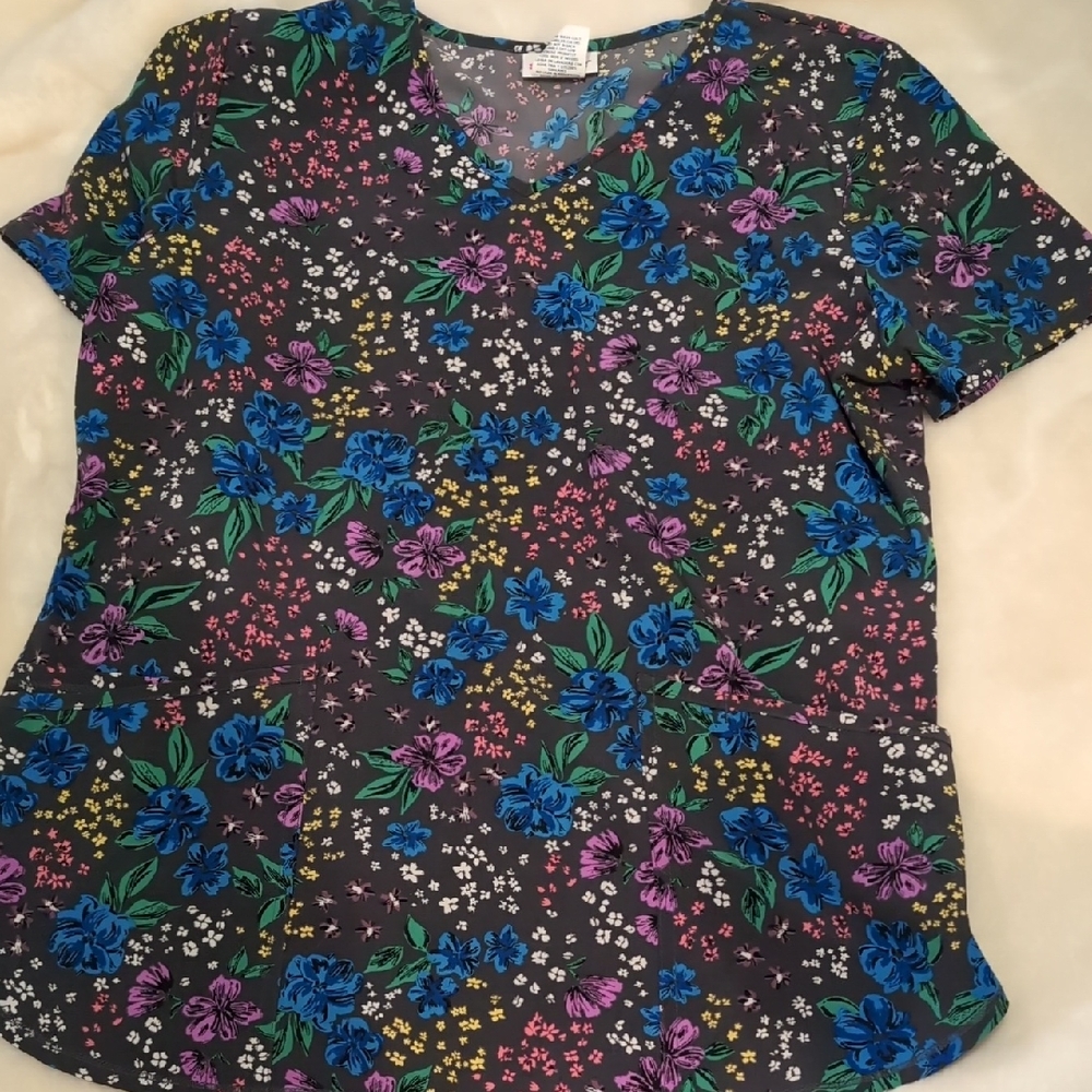 Scrubstar Floral Short Sleeve Scrub Top